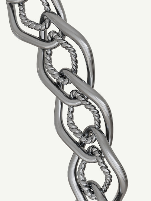 Dreary Link Necklace in Silver, detail product view |Color:Silver