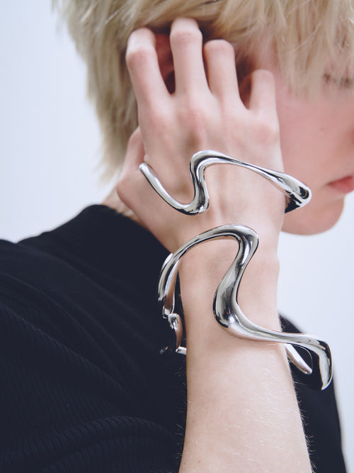 Morpho Bracelet in Silver worn on hand, alternate view |Color:Silver