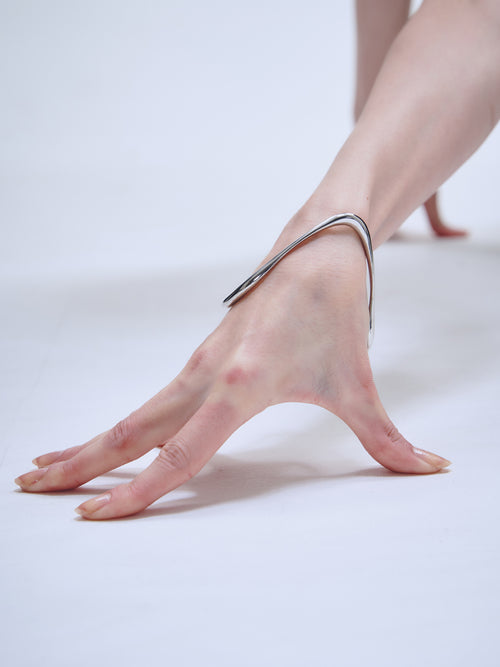Wave Bracelet in Silver worn on hand |Color:Silver