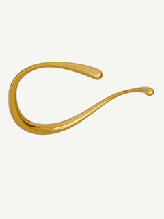 Wave Necklace in Gold, detail product view |Color:Gold